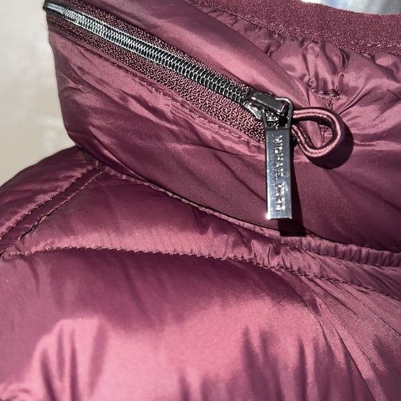 Michael Kors Lightweight Packable Down Jacket - Picture 5 of 14